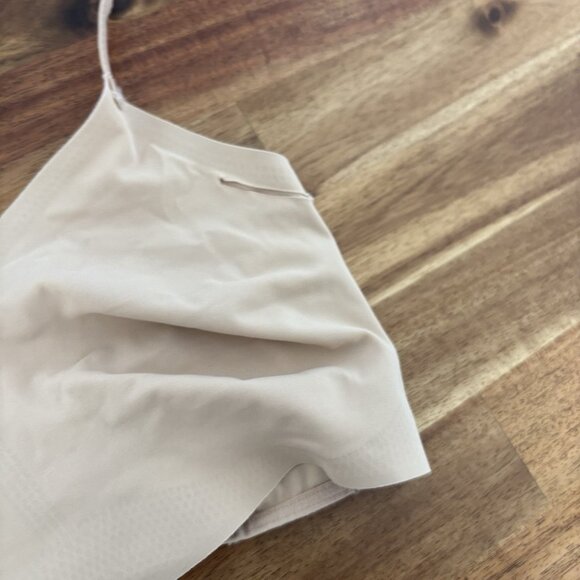 True And Co Women’s Bralette Size Medium NO CUPS INSERTS - Picture 3 of 8